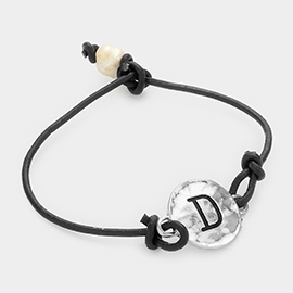 -D- Monogram Metal Disc Pearl Pointed Bracelet