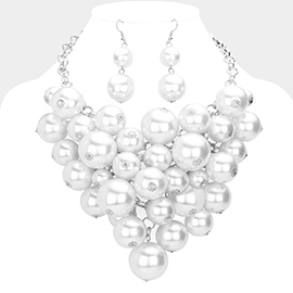 Chunky Pearl Bib Necklace