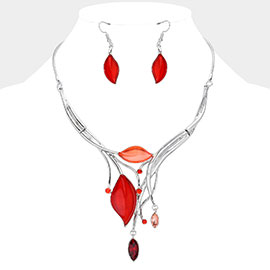 Crystal detail Enamel leaf necklace