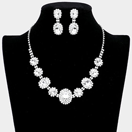 Oval Stone Accented Rhinestone Trimmed Necklace