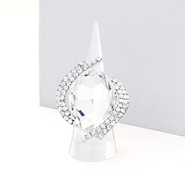 Oval Crystal Centered Stretch Ring
