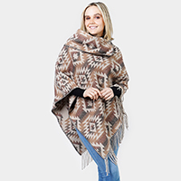 Western Pattern Tassel Poncho