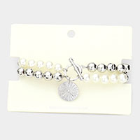 Stone Centered Metal Disc Charm Pearl Stretch Bracelet