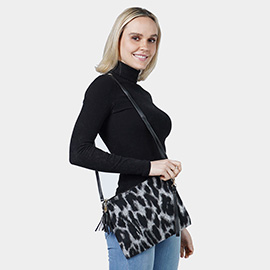 Leopard Patterned Clutch / Crossbody Bag