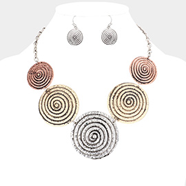 Swirl Metal Round Link Necklace