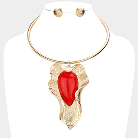 Teardrop Accented Abstract Metal Pendant Choker Necklace