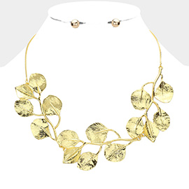 Metal Leaf Cluster Necklace