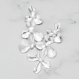 Pearl Centered Triple Flower Link Dangle Earrings
