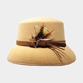 Feather Pointed Felt Hat