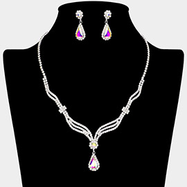 Teardrop Stone Pendant Accented Rhinestone Paved Wavy Necklace