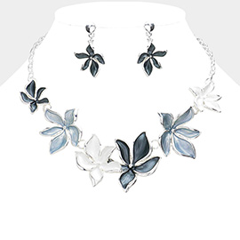 Colored Metal Flower Bib Necklace