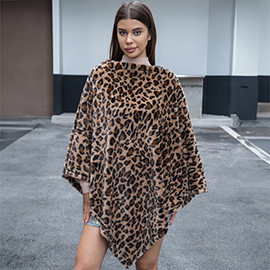 Faux Fur Leopard Pattern Poncho 