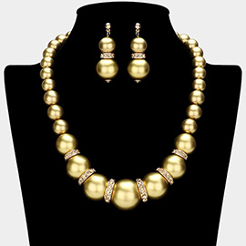 Chunky Pearl Necklace