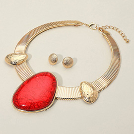 Bold Resin Stone Statement Necklace