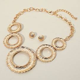 Textured Metal Ring Link Statement Necklace
