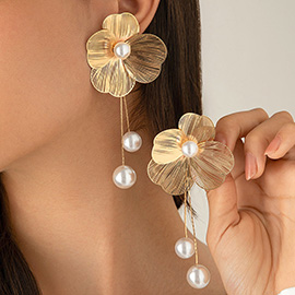 Metal Cut Out Flower Pearl Drop Earrings