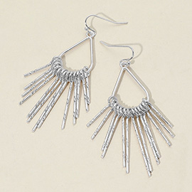 Textured Metal Geometric Fan Tassel Dangle Earrings