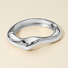 Metal Organic Shape Hinged Bangle Bracelet
