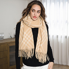 Plaid Pattern Fringe Winter Scarf