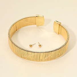 Wide Metal Ribbed Choker Neckace