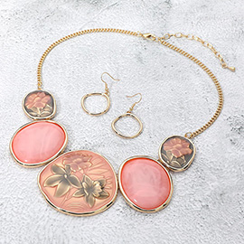 Floral Embossed Geometric Enamel Plate Link Statement Necklace
