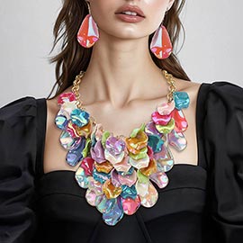 Bold Abstract Resin Charm Embellished Statement Necklace