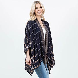 Lightweight Short Sleeves Geometric Pattern Open Front Kimono Poncho