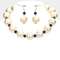 Chunky Pearl Necklace