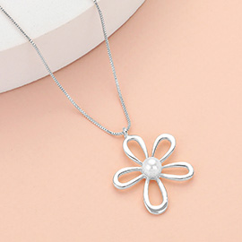 Pearl Centered Metal Flower Pendant Necklace