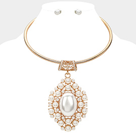 Pearl Pendant Accented Statement Necklace