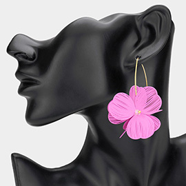 Metal Cutout Flower Dangle Earrings