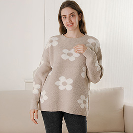 Cozy Daisy Pattern Crew Neck Sweater